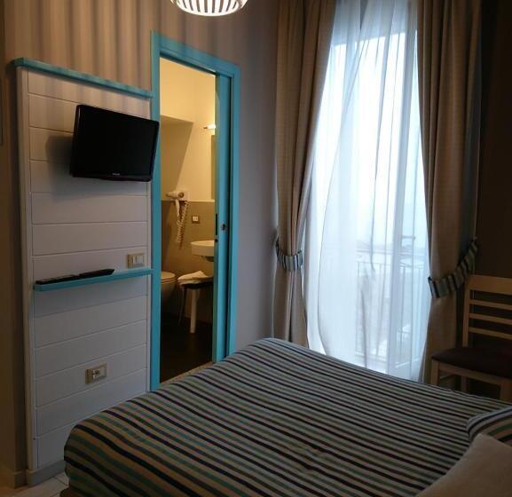 غرفة قياسية مطلّة علي البحر, La Spiaggia