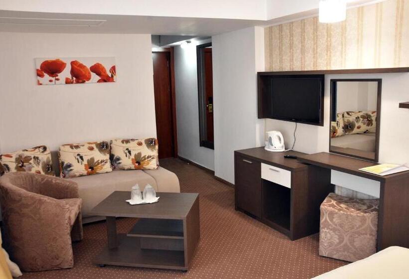 جناح جونيور, Olimpic