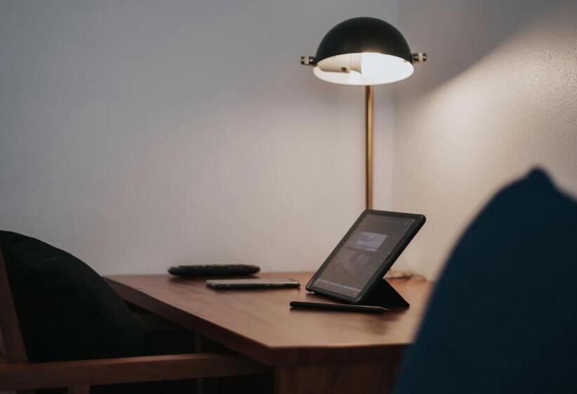 اتاق استاندارد با چشمانداز رودخانه, The Riviera Champasak