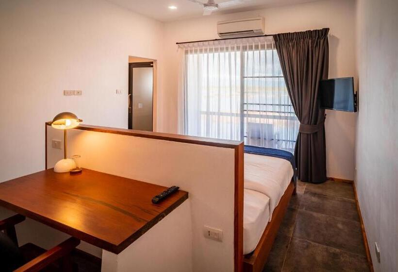 اتاق استاندارد در طبقه همکف, The Riviera Champasak