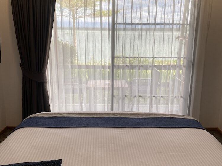 스탠다드 룸 1층, The Riviera Champasak