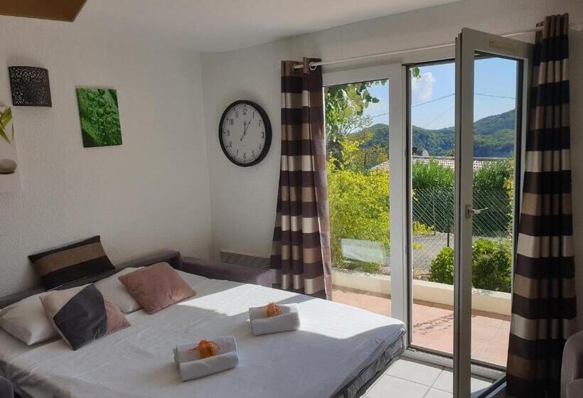 וילה בת 2 חדרי שינה, La Maison Barnoin   Gîtes Et Chambres