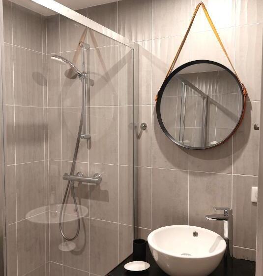 דירת חדר עם טרסה, La Maison Barnoin   Gîtes Et Chambres