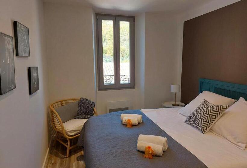 דירת חדר עם טרסה, La Maison Barnoin   Gîtes Et Chambres