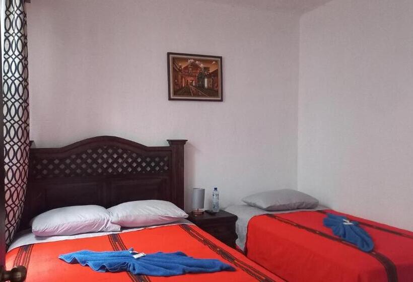 اتاق استاندارد با سرویس بهداشتی مشترک, Hospedaje El Viajero Antigua Ll
