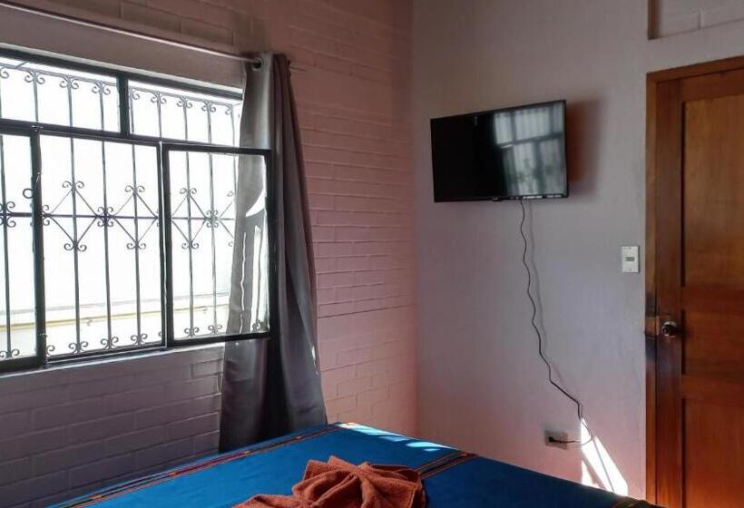 اتاق استاندارد با سرویس بهداشتی مشترک, Hospedaje El Viajero Antigua Ll