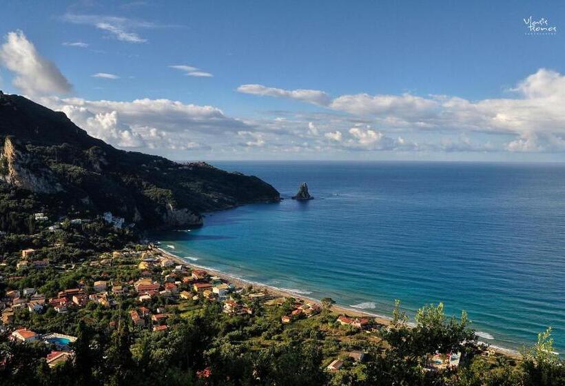 استودیوی استاندارد, Lido Sofia Holidays