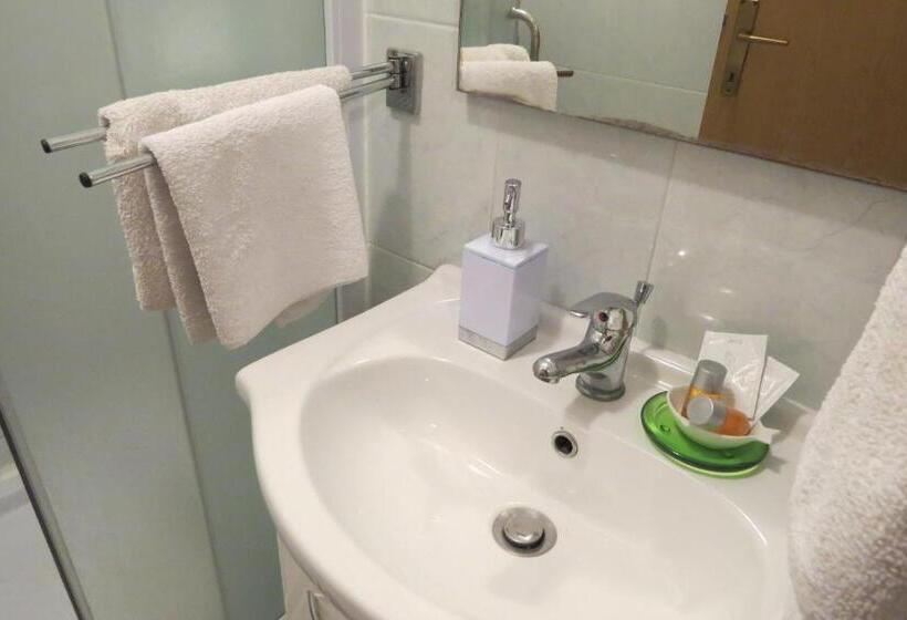 Номер Стандарт с Балконом, Guest House Villa Ines   Annex
