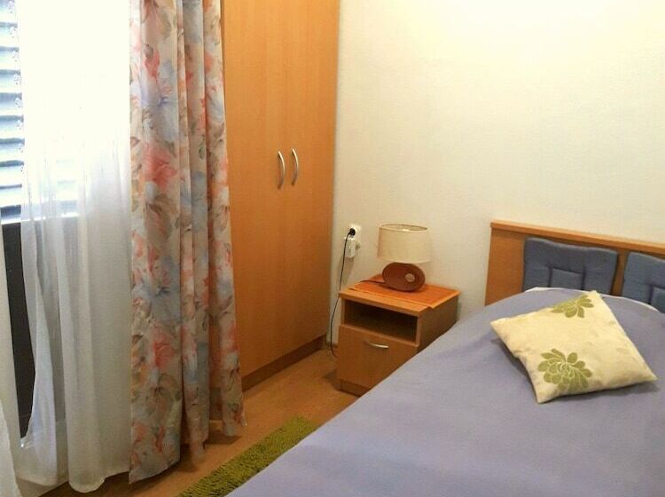 Номер Стандарт с Балконом, Guest House Villa Ines   Annex