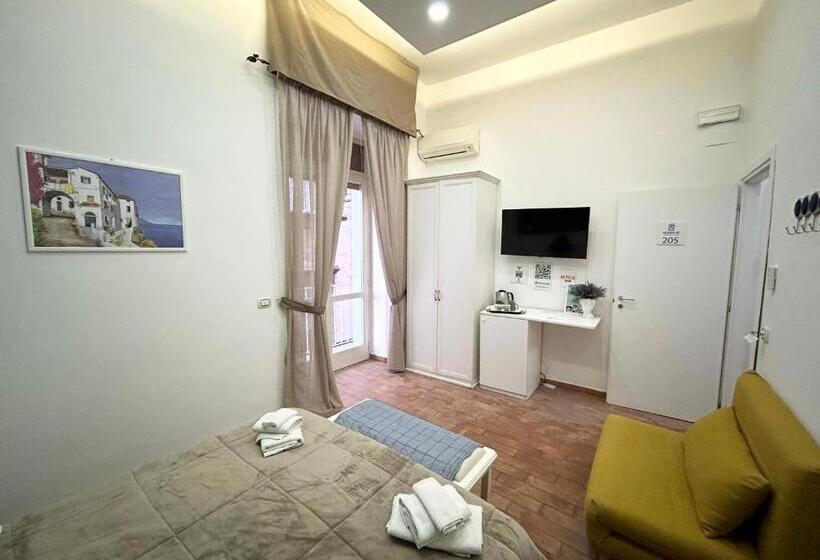 اتاق استاندارد سه تخته با بالکن, Queen 20   Privates Duomo