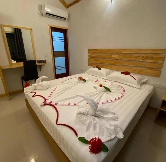 اتاق استاندارد, Thoddoo Haisha Inn, Maldives