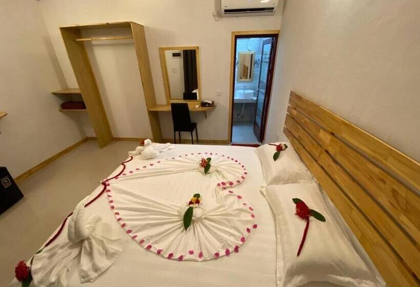 اتاق استاندارد, Thoddoo Haisha Inn, Maldives