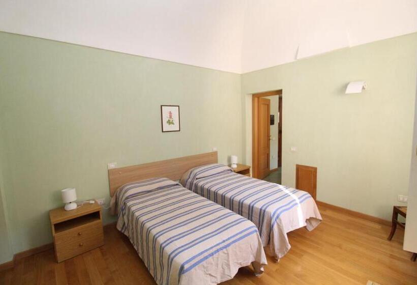 Апартаменты 1 Спальня Вид на Сад, Santuario Di Graglia Resort