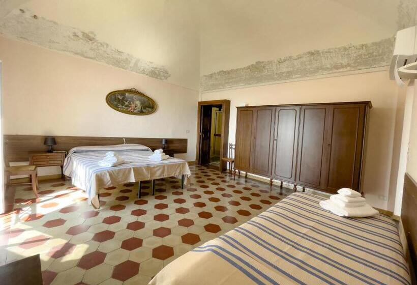 Трехместный Номер Superior, Santuario Di Graglia Resort