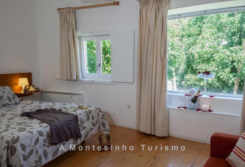 اتاق استاندارد, A. Montesinho Turismo