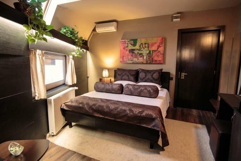 エコノミールーム, Belvedere