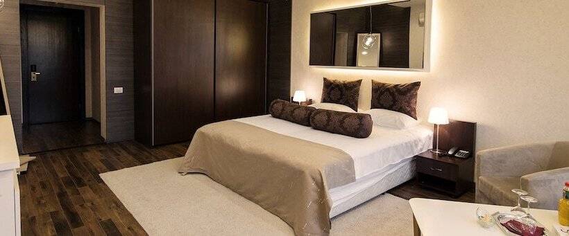 バルコニー付きスーペリアルーム, Belvedere