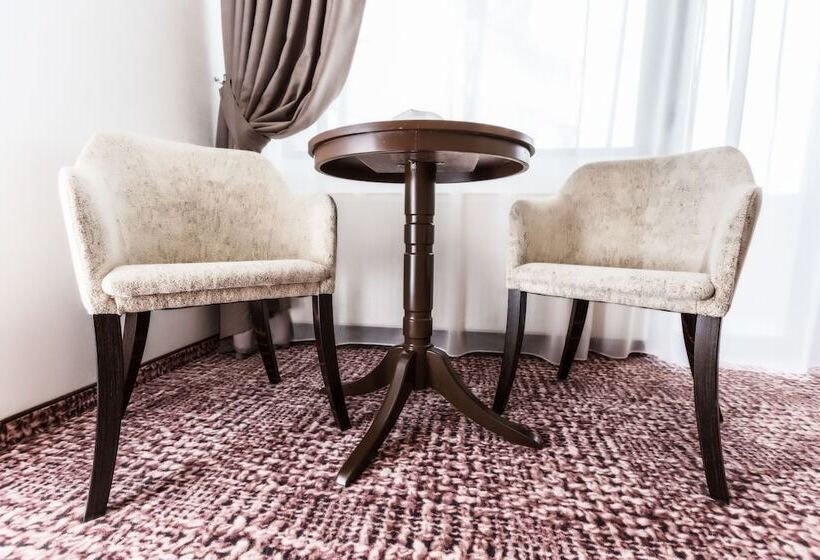 バルコニー付きスタンダードトリプルルーム, Belvedere