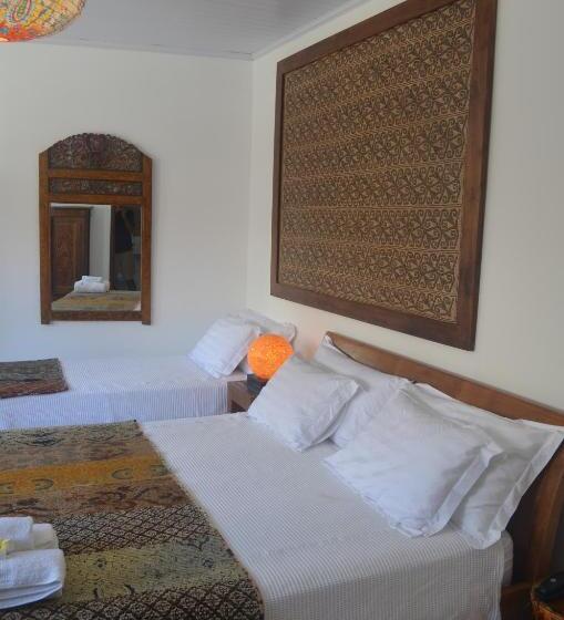 Трехместный Номер Комфорт, Casa Petunia Pousada Boutique