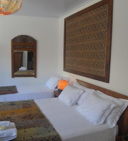 Трехместный Номер Комфорт, Casa Petunia Pousada Boutique