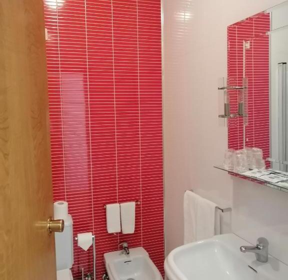 اتاق استاندارد, Classis