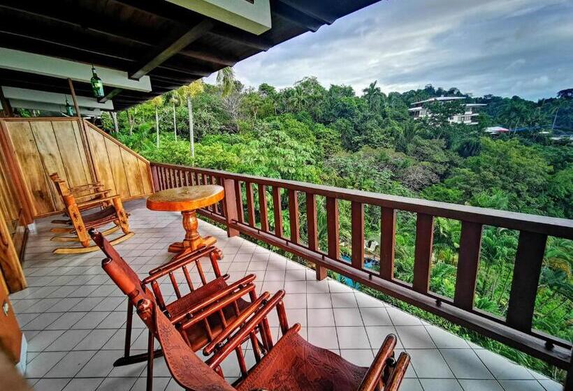 패밀리 스튜디오, Costa Verde