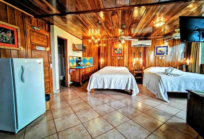 패밀리 스튜디오, Costa Verde