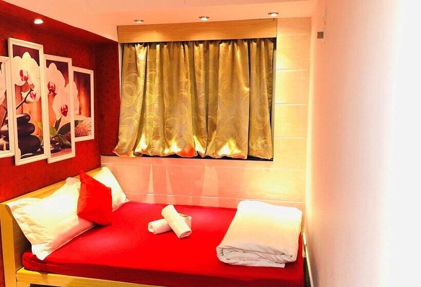 اتاق استاندارد, Delta Lounge