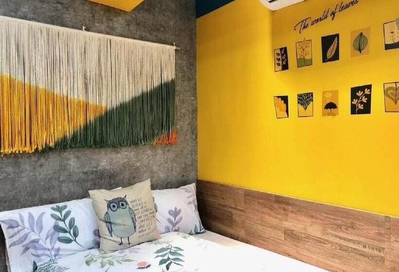 اتاق استاندارد, Delta Lounge