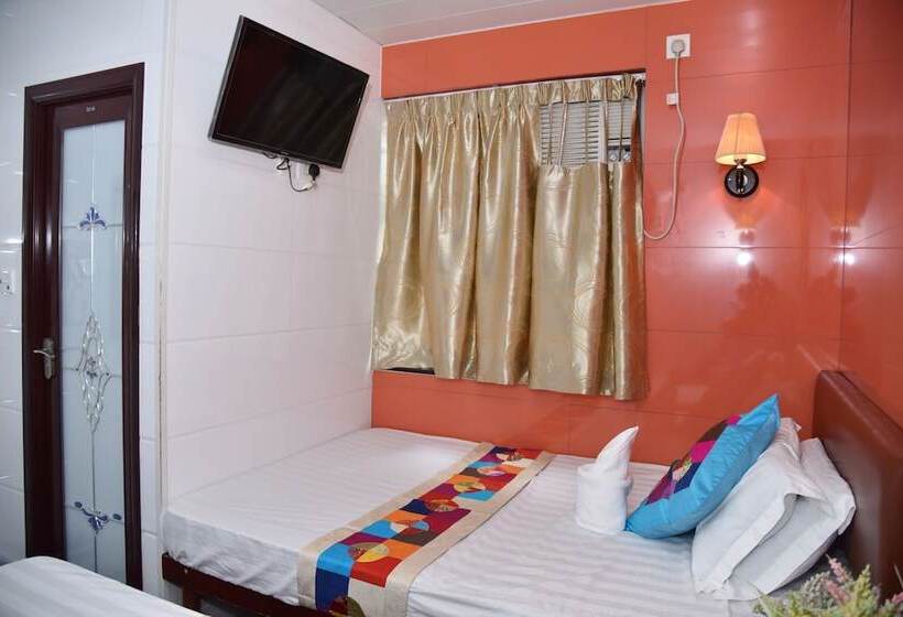 اتاق استاندارد, Delta Lounge