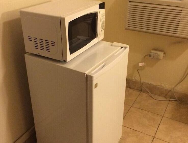 标准间, Diamond Inn & Suites