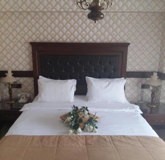 اتاق لوکس, Divalis