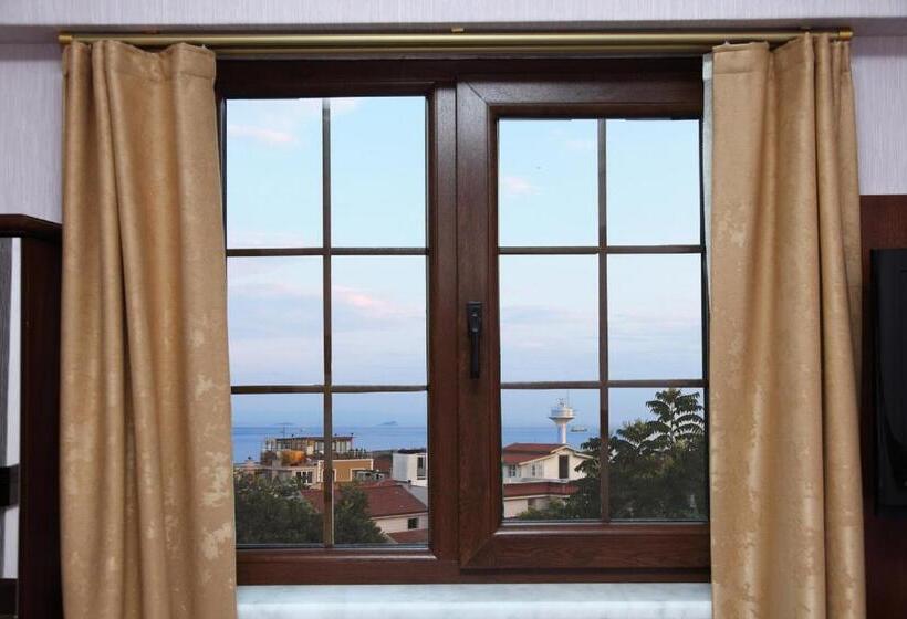 Romantic Room Sea View, Divalis