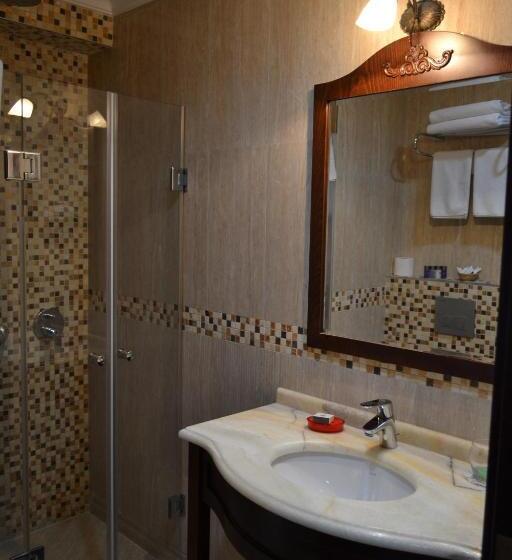 Romantic Room Sea View, Divalis