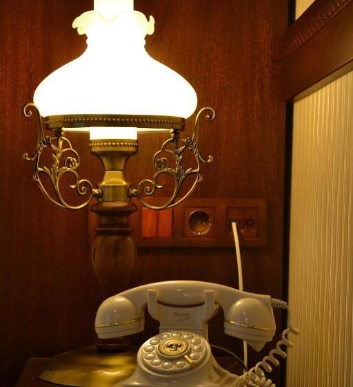 Romantic Room Sea View, Divalis