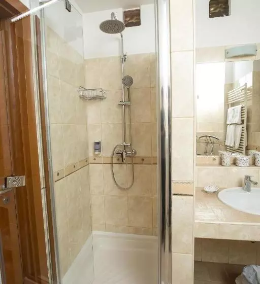 Suite, Dóm