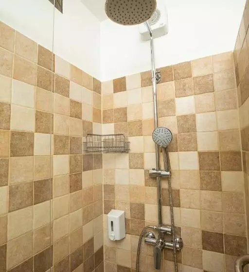 Standardzimmer, Dóm