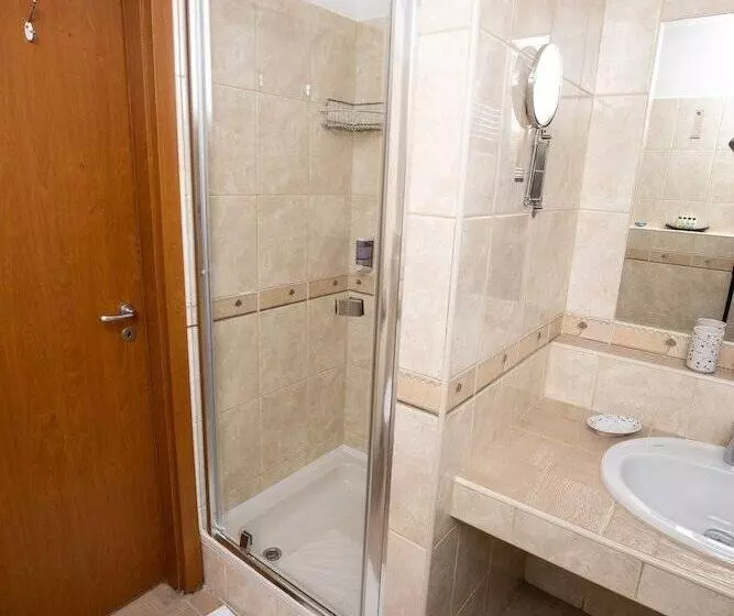 Suite, Dóm