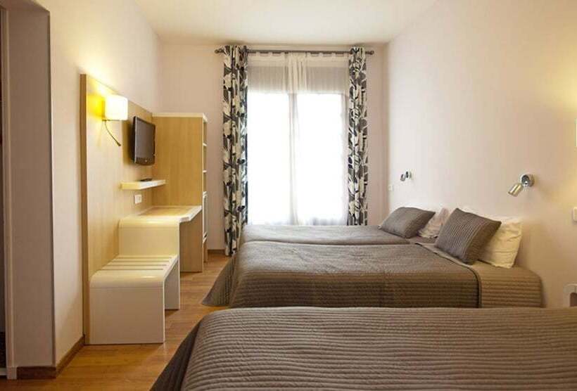 スタンダード４人部屋, Hôtel Côté Ventoux