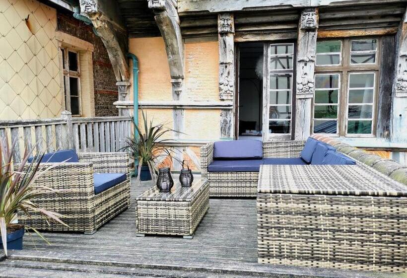 带露台的套间, La Residence Manoir De La Salamandre