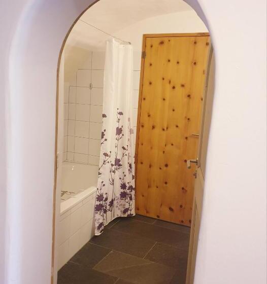 Полулюкс, Palazzo Mysanus Samedan