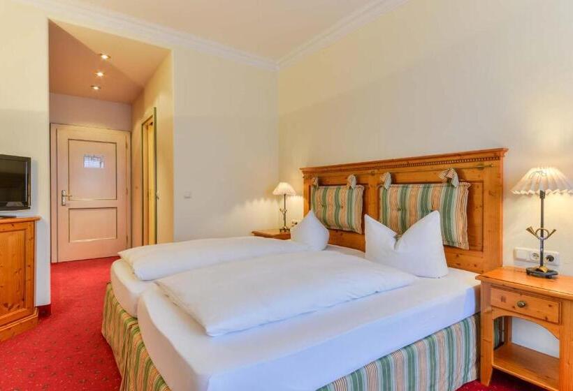 חדר קומפורט, Post Murnau