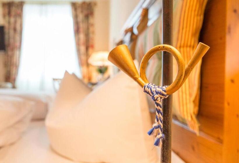 חדר קומפורט, Post Murnau