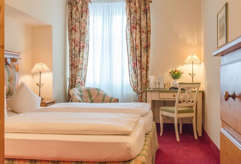 חדר סטנדרט, Post Murnau