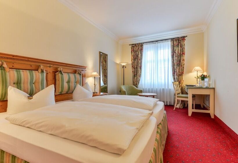 חדר קומפורט, Post Murnau