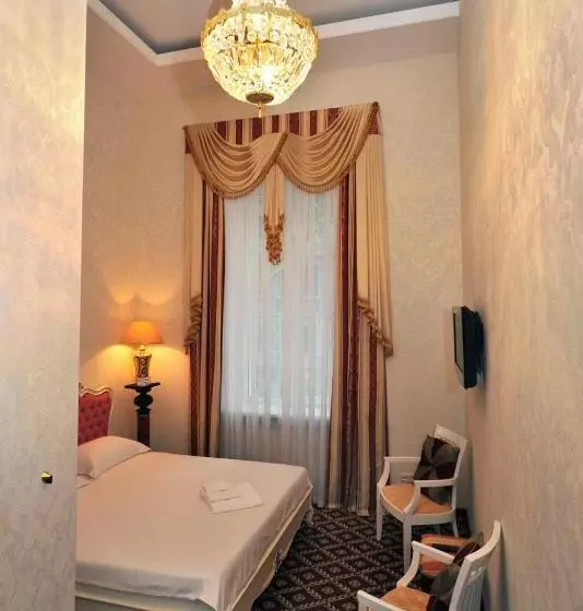 اتاق استاندارد, Queen Valery