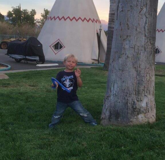 Standard Tent, Resort Stein