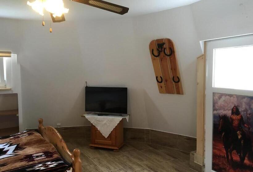 Standard Tent, Resort Stein