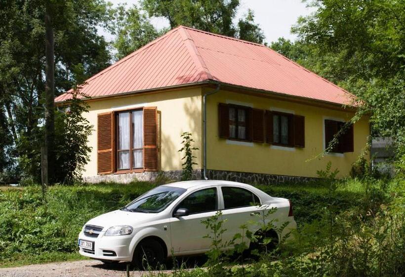 带2个卧室的标准洋房, Resort Stein