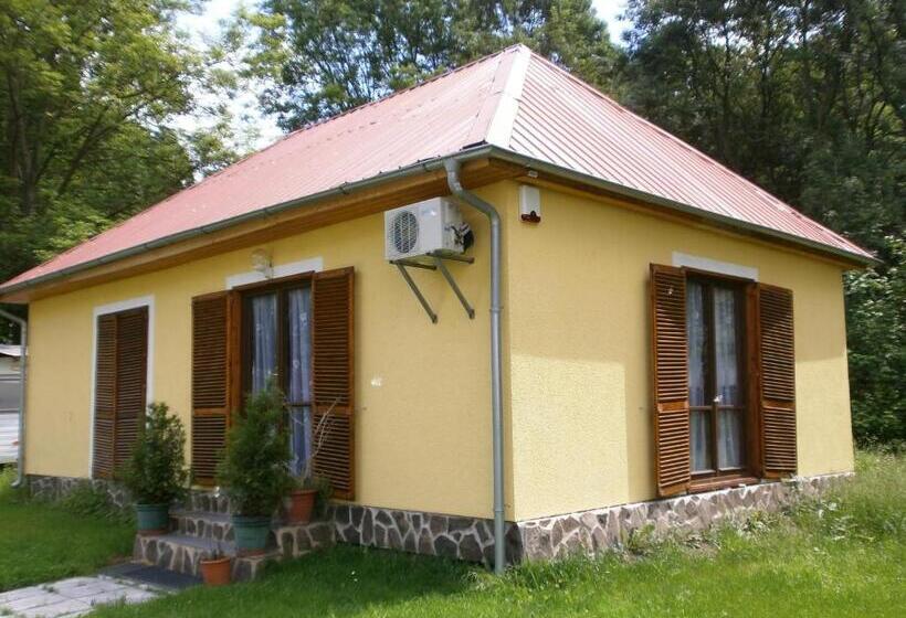 带2个卧室的标准洋房, Resort Stein